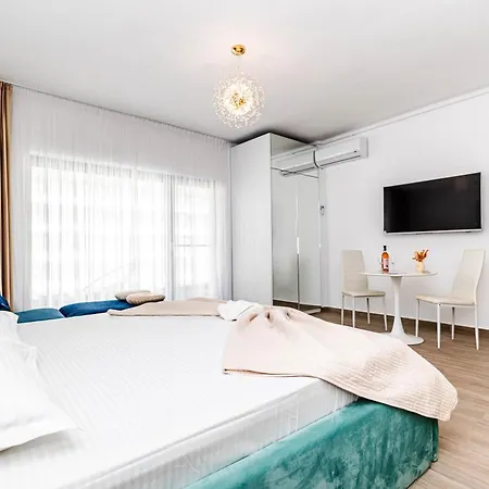 Apartment Nefunctional