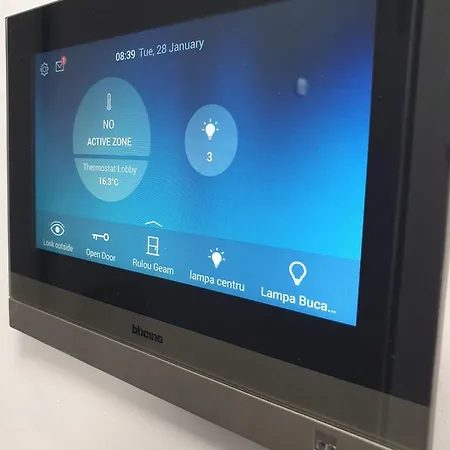 Apartment Nefunctional *