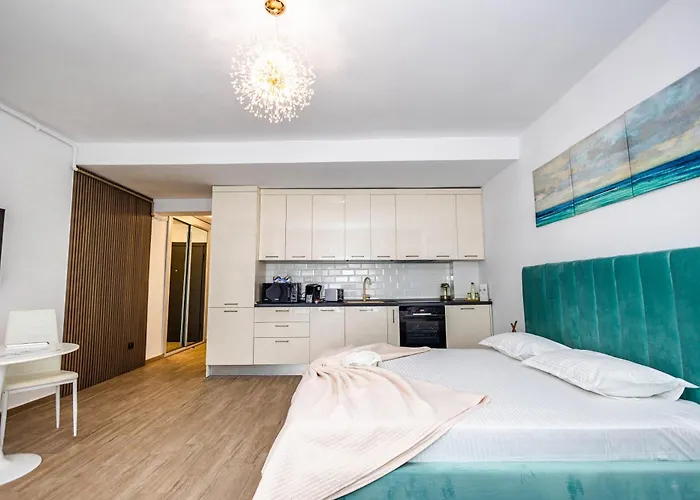 Nefunctional Διαμέρισμα Mamaia